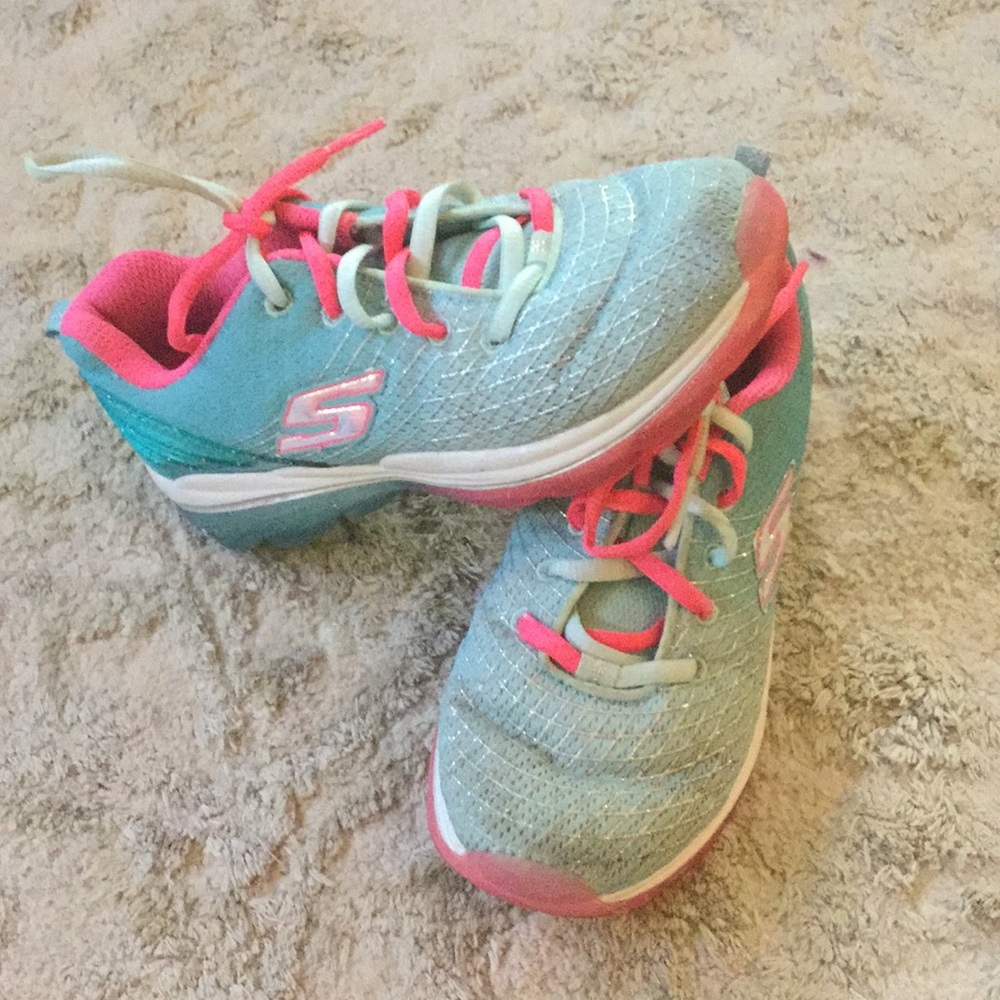 Girls Skechers sneakers
